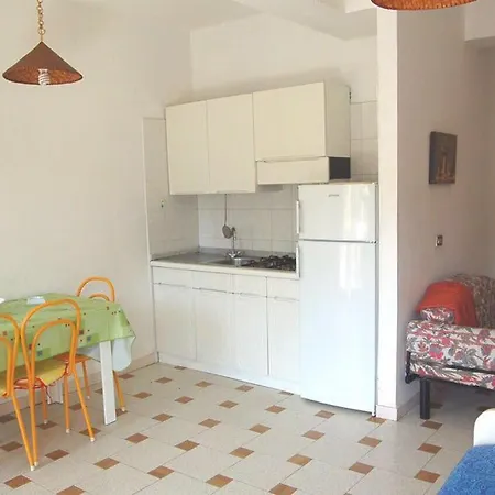 Le Zagare アパートホテル SantʼAlessio Siculo
