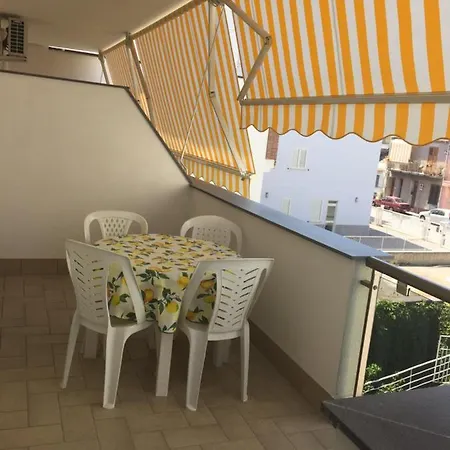 アパートホテル Le Zagare SantʼAlessio Siculo